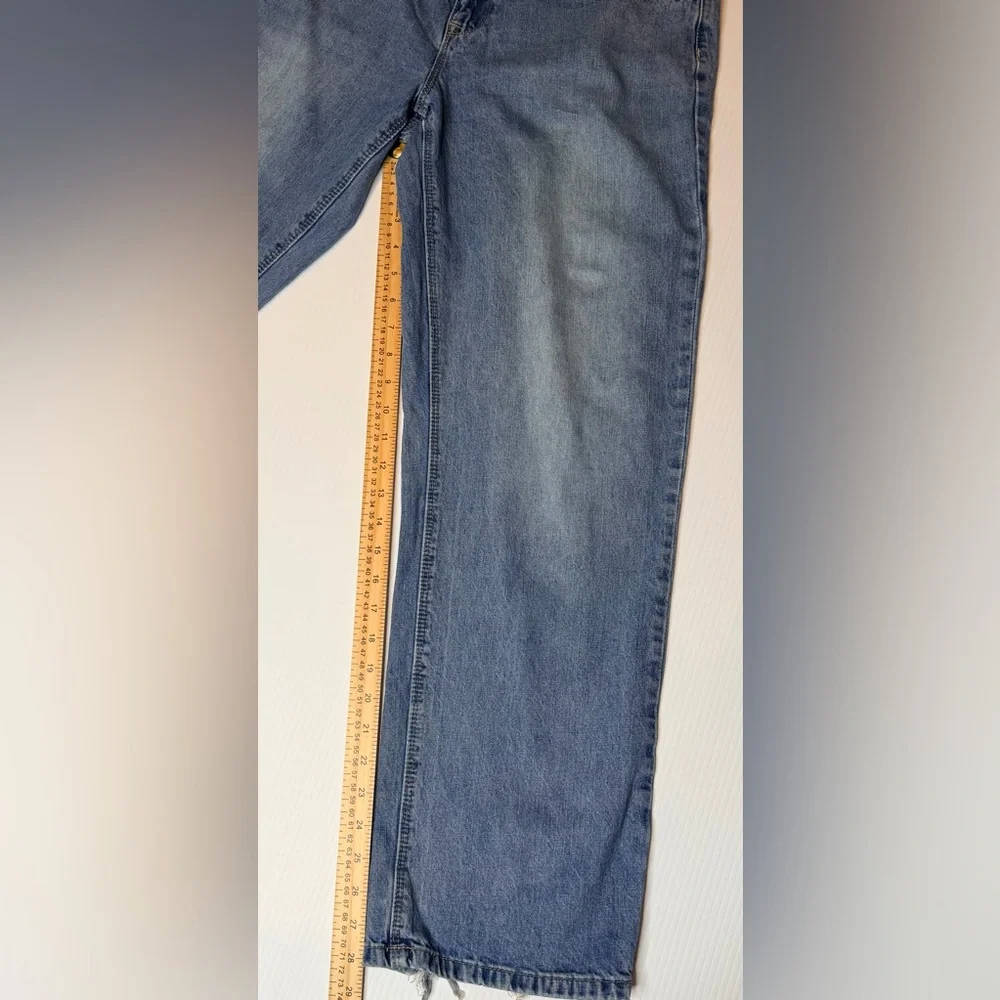 Empyre Zia Low-Rise Vintage Straight Jeans Heavily Distressed/Skater Vibe Size 6